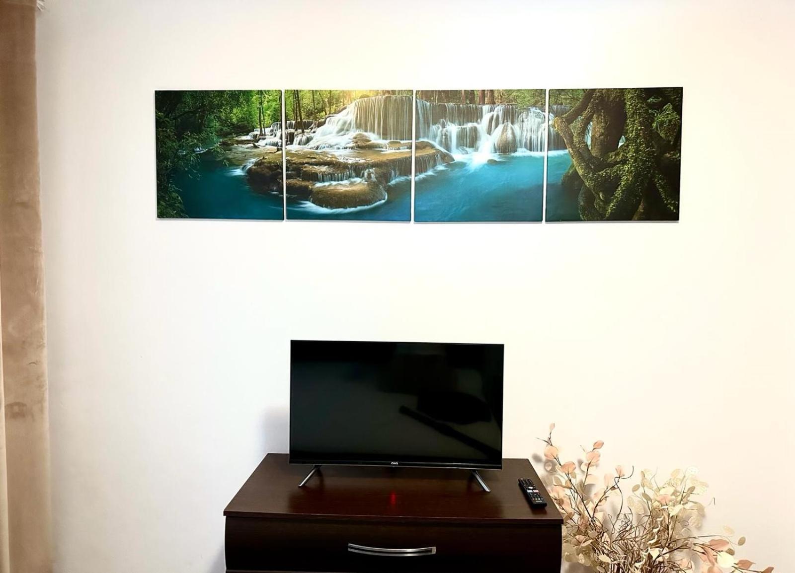 Cozy And Clean Apartment, Near National Arena Bukarest Exteriör bild